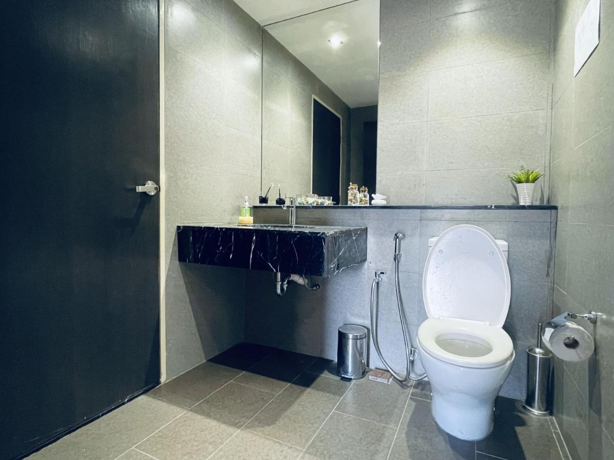 B.Suites 21 Kota Kinabalu Exterior foto